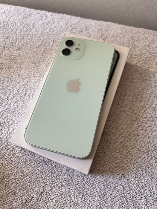 Продам iphone 12 128gb