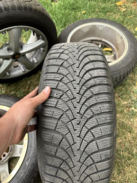 Roti Seat R16+ Anvelope iarna Goodyear Ultragrip 205/55 R16 91H DOT 2922