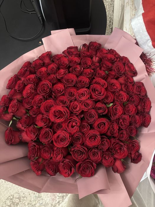 101 Роза (метровые), букет Романтик