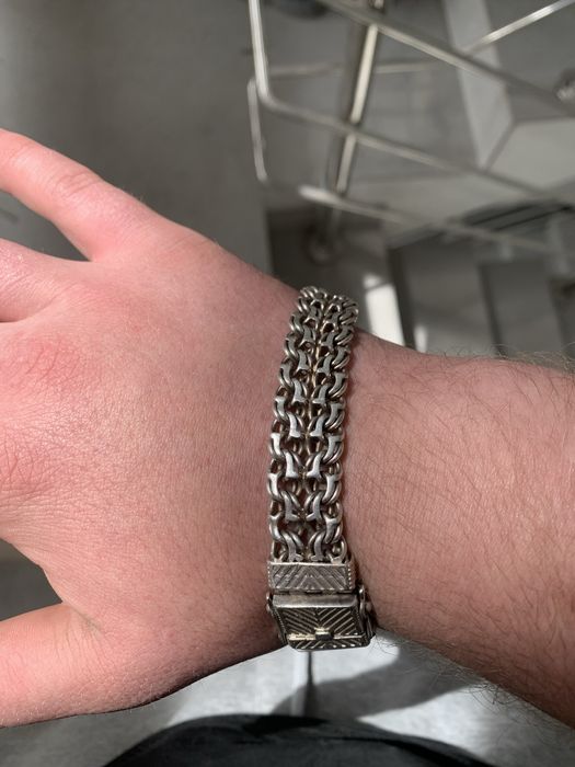 Продам браслет серебро 925 пробы