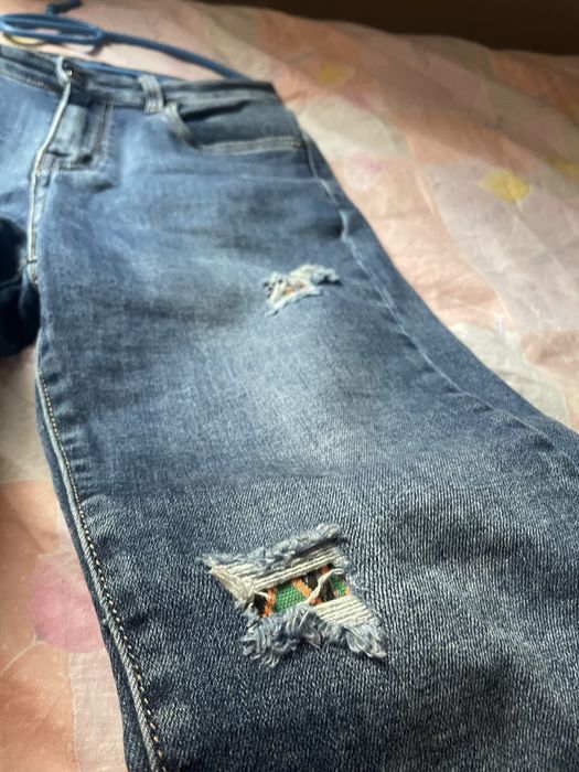 Тъмнодини меки и еластични дънки,размер-Л