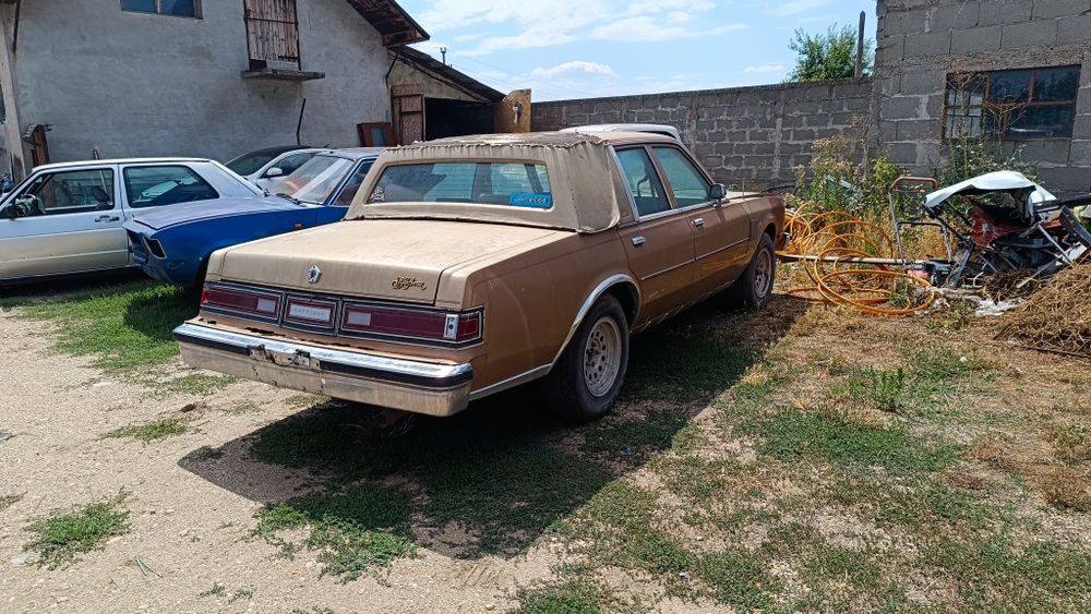 Chrysler Fifth Avenue