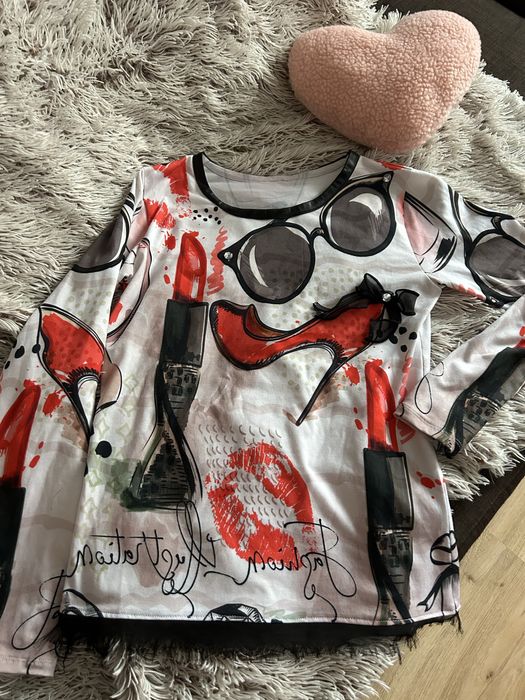 Блуза с дълъг ръкав, много свежа