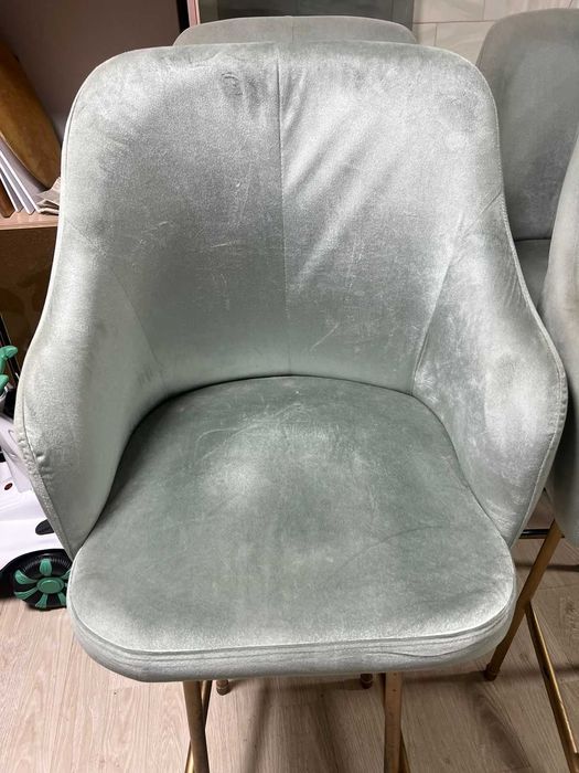 Высокие стулья для макияжа