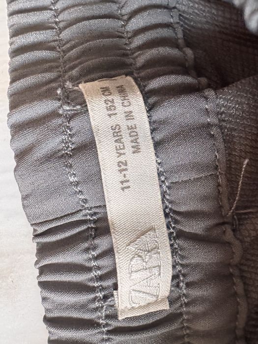 Панталони ватирани и неватирани на  Zara