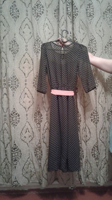 Продам женское платье