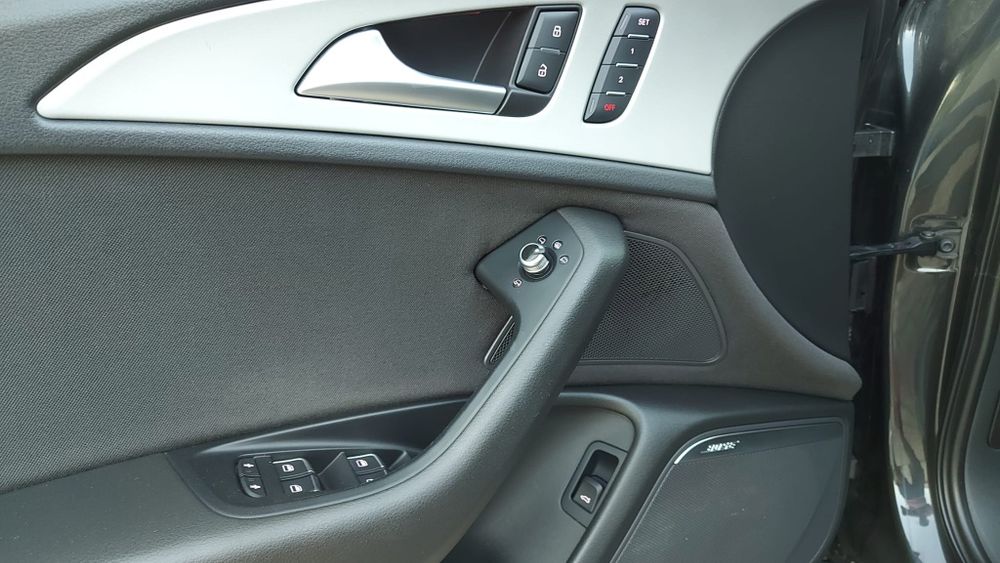 Audi A6 3.0TDI QUATTRO -WEBASTO cu telecomanda -BOSE-Scaune electrice