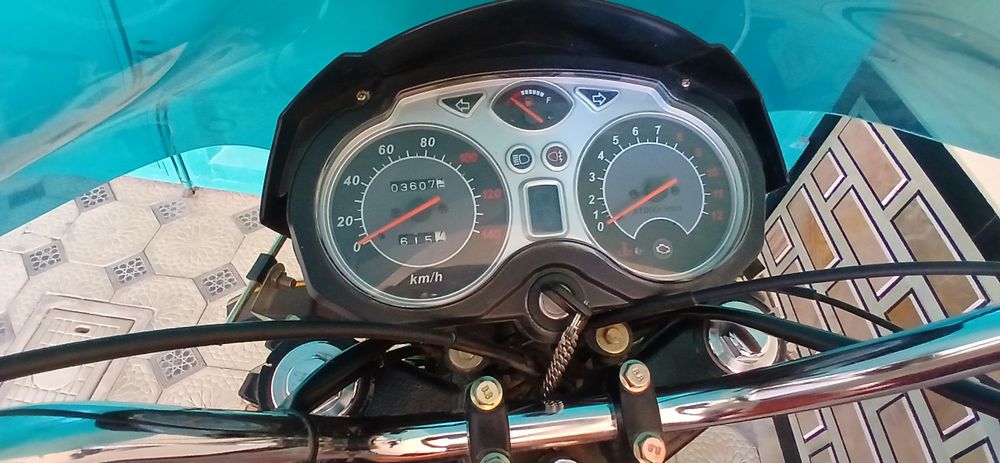 Мототсикил муравей