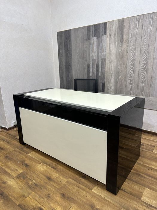 Дизайнерский стол офисный бу