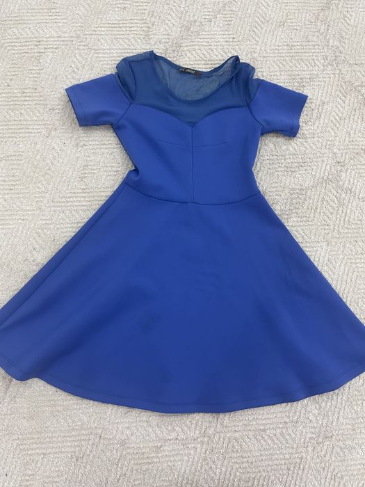 Продам платье 4000