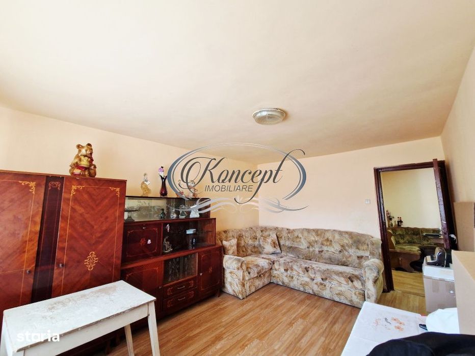 Apartament cu potential, orientare sud-est, 2 balcoane, zona Parang
