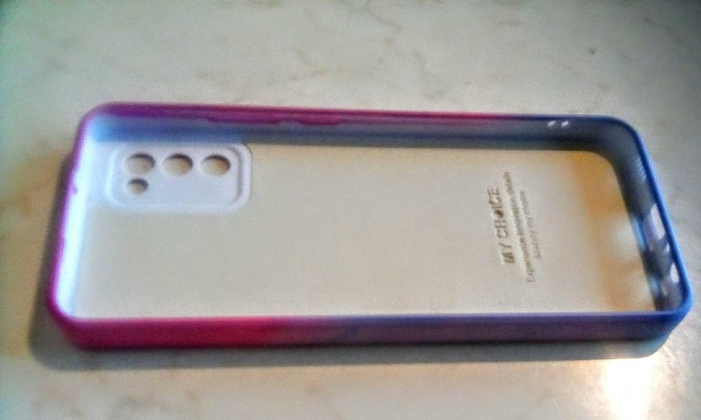 Продавам НОВ кейс за Samsung Galaxy A02s