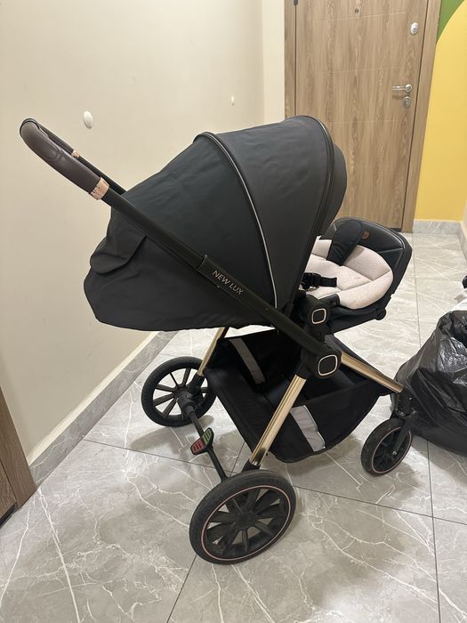 Коляска прогулочная