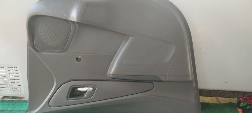 Срочно комплект туртта кобальт биринчи позитсая обшивка сотилади