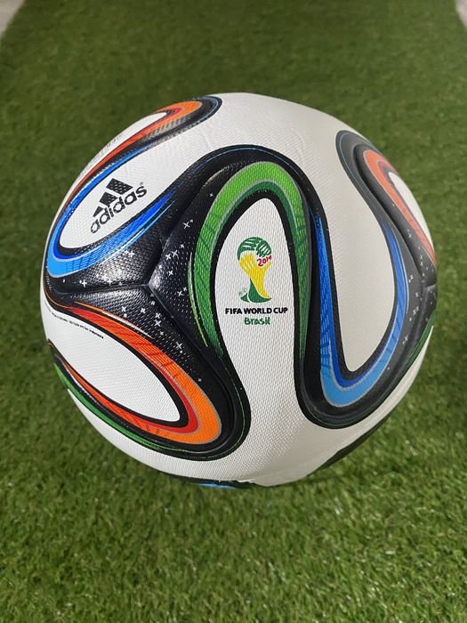 Minge fotbal Brazuca