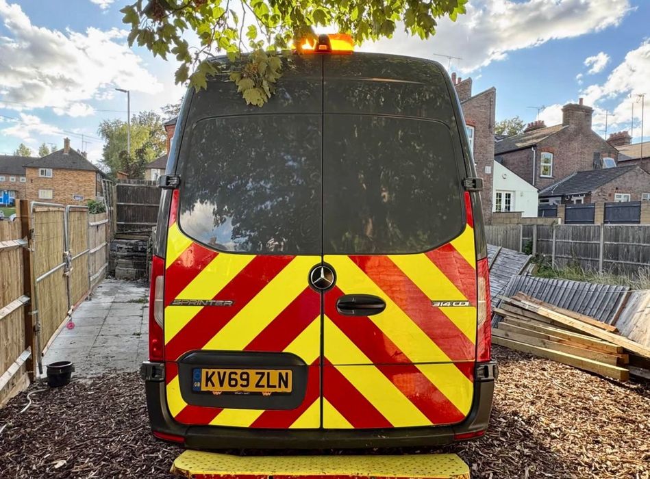 Dezmembrez Mercedes Sprinter 311/315/317/ model 907