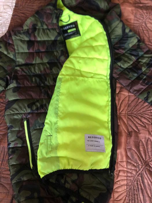 Почти ново есенно яке RESERVED