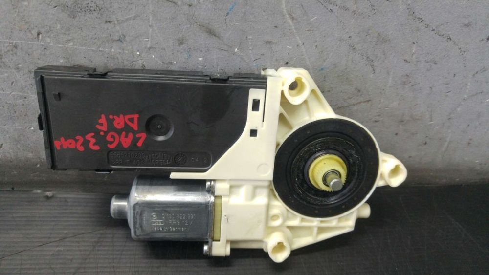 Motoras macara dreapta fata renault laguna 3 bt0 1 978408100 807300002r 978410103 0130822331