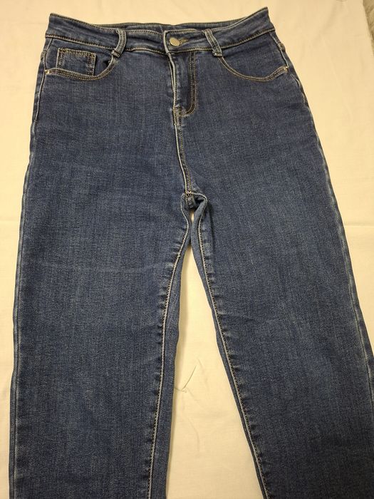 Женские джинсы, полуначес