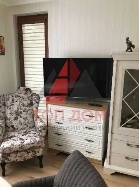 Дава се под наем Тристаен апартамент в Варна, Базар Левски - 87 кв.м за 867 € - Снимка #6