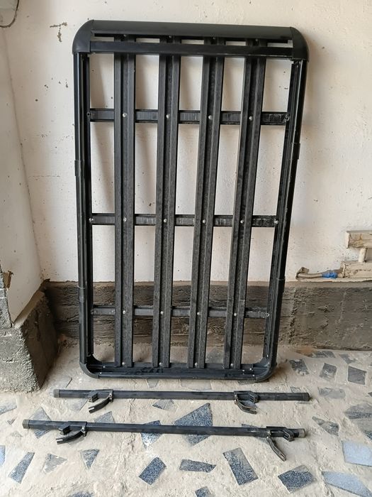 Продам багажник на машину