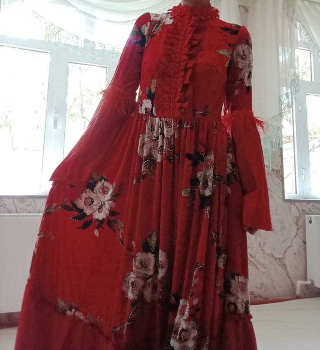 Kelinchaklar va qizlar uchun Toʻy liboslari