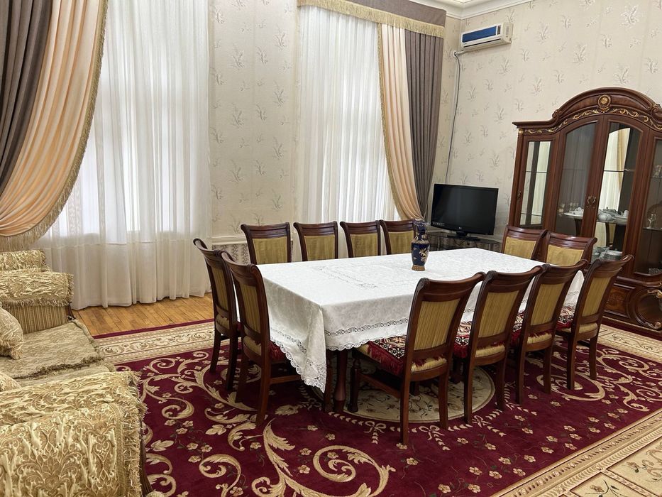 Дом Аренда ракат махалла 6 соток 7 комнаты