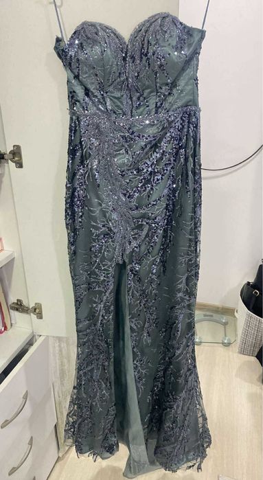 Официална дълга рокля