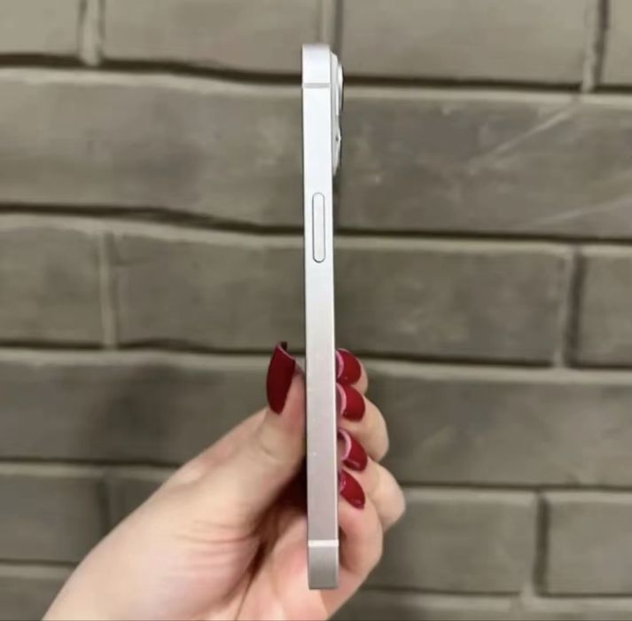 iPhone 14,емкость:80,128гб