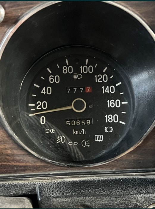 Автомобиль ГАЗ 31029