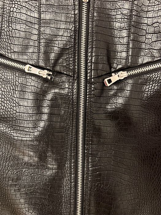 Черна кожена пола