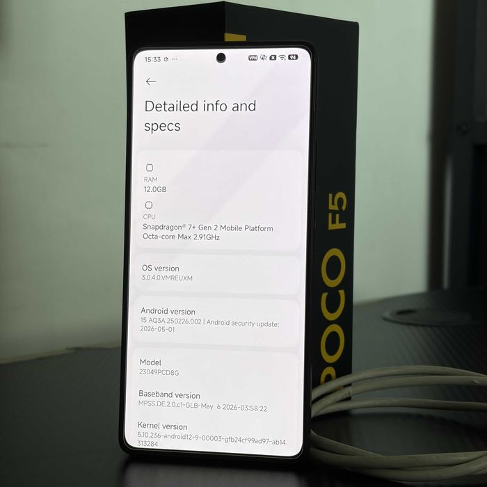 Telefon Gaming Xiaomi POCO F5 12/256 GB, stare foarte bună, 4 huse, cutie, cablu