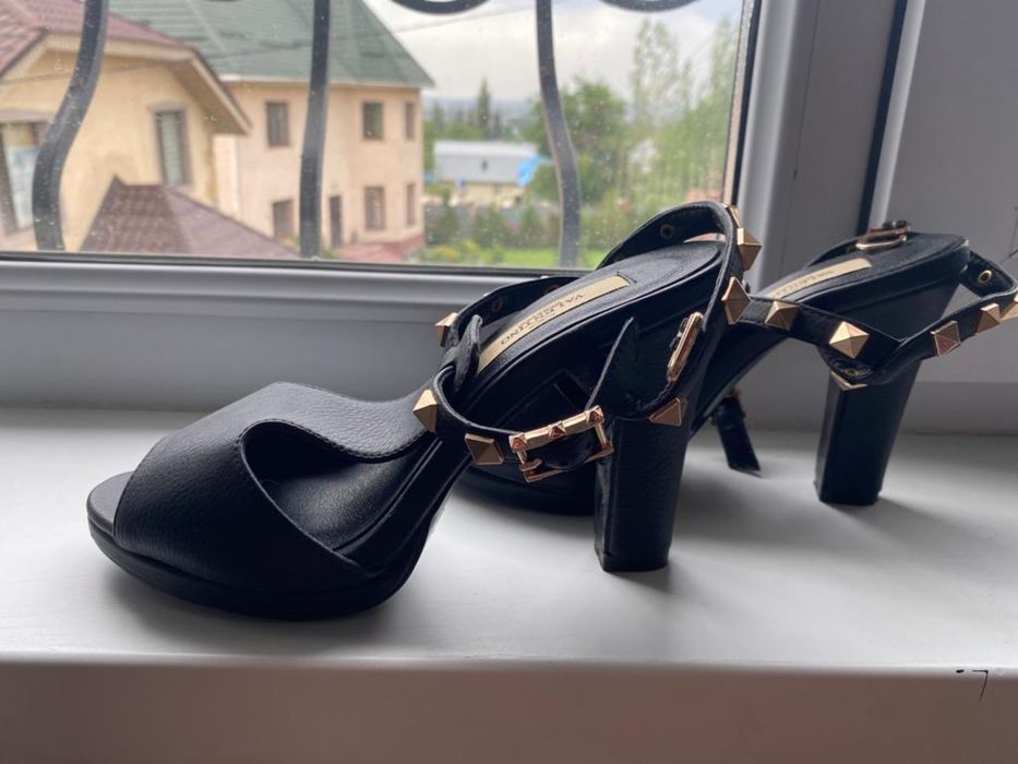 продаю туфли