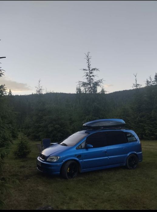 Opel Zafira A OPC Z20LET