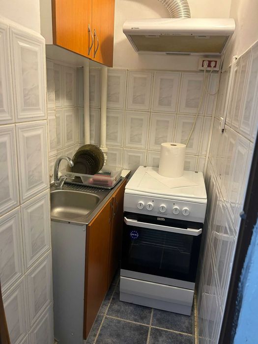 Inchiriez Garsoniera