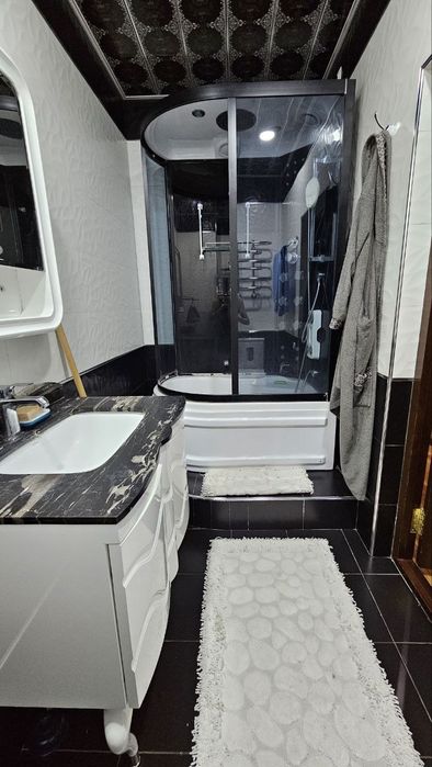 Сдаётся 4×комнатная квартира со всеми удобствами