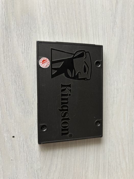 SSD 120 Гб (Kingston)