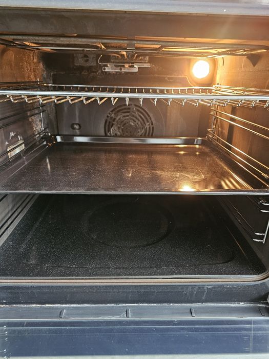 Свободностояща печка с керамичени котлони Voss Electrolux  74L