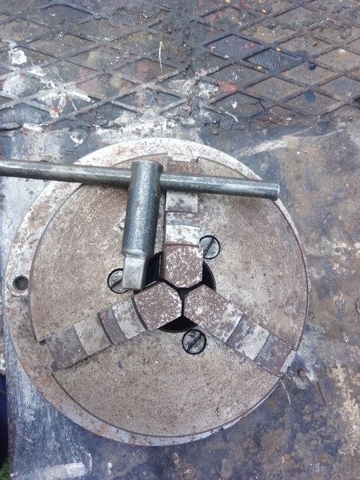 Продам потрон токарный на 150