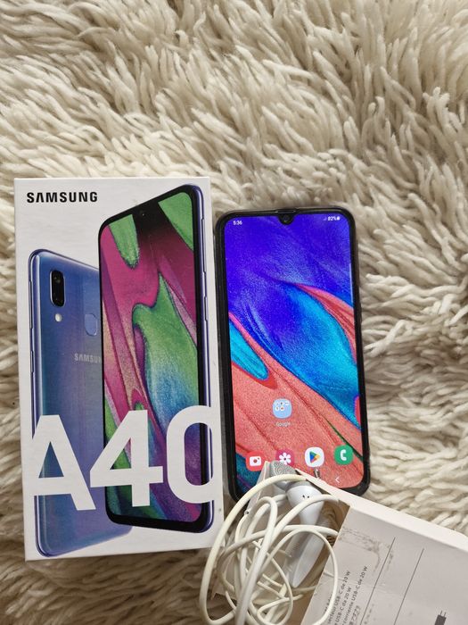 Samsung A 40 телефон