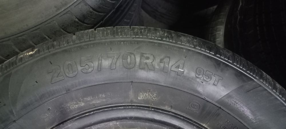 205.70.R14 yangi balonlari diska komplekt