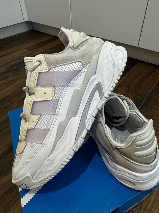 Дамски маратонки Адидас