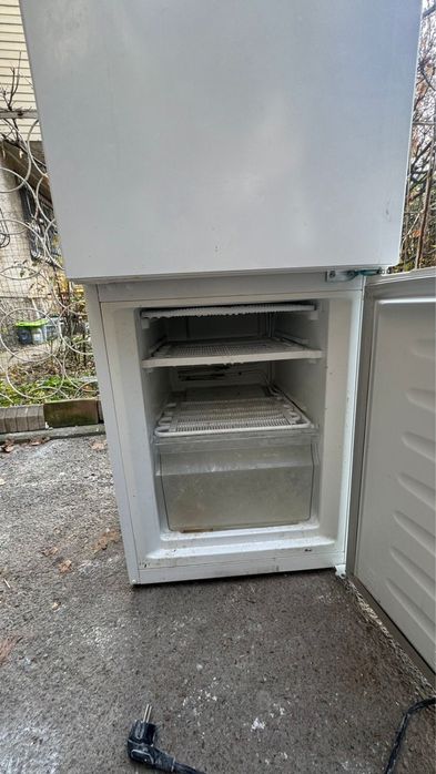 Холодильник, мини холодильники