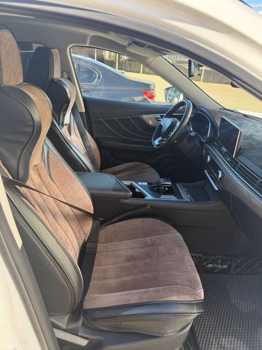 Продам Jetour X 70