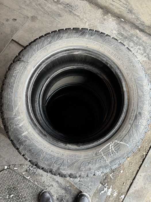 Продам комплект шин