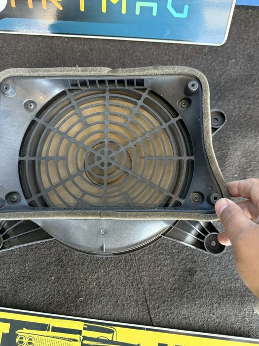 Бас колона буфер субуфер Audi A6 4g c7 седан obiknowen 4g5035412 туба