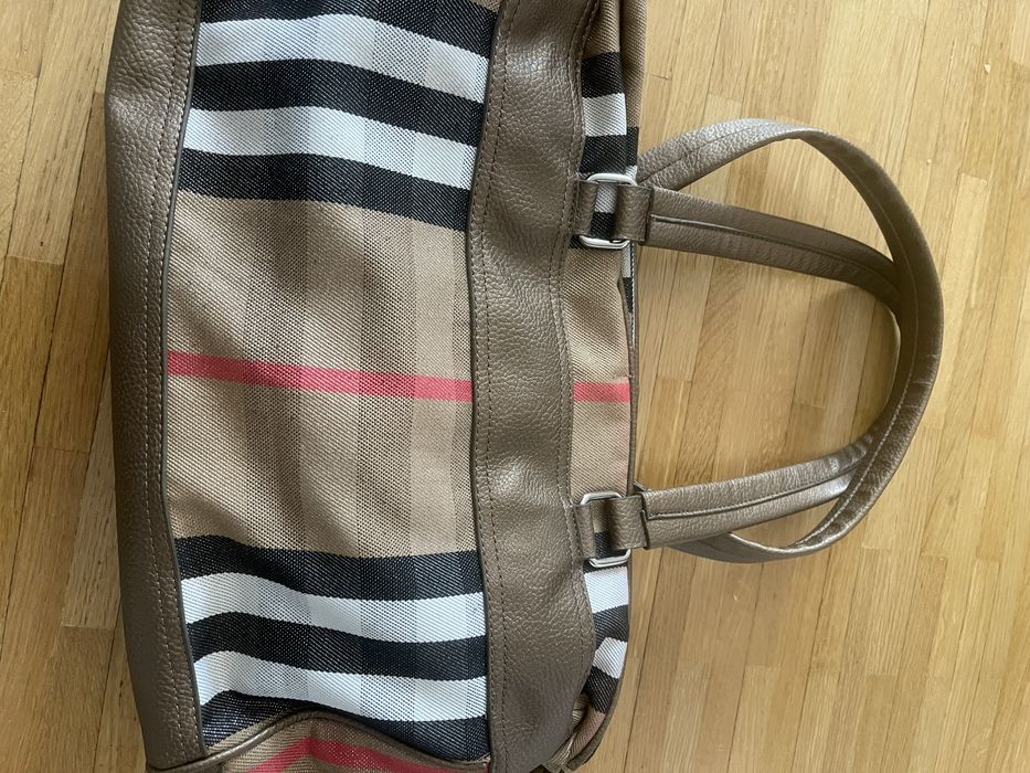 Geanata dama Burberry vintange