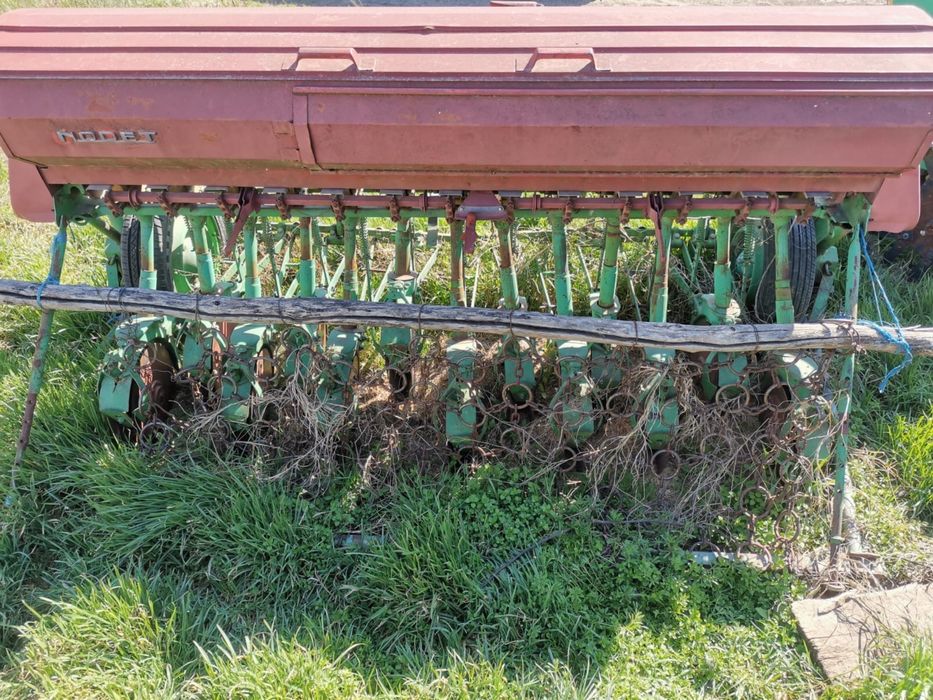 Schimb  semanatori pe lucerna sau oi