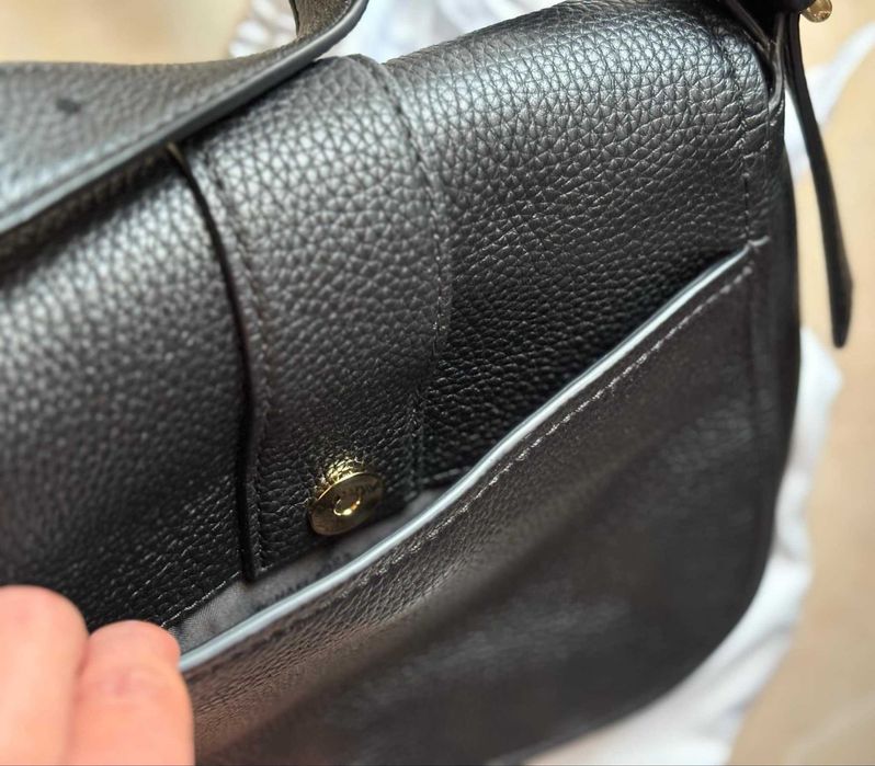 Michael Kors Maxine нова чанта през рамо от телешка кожа