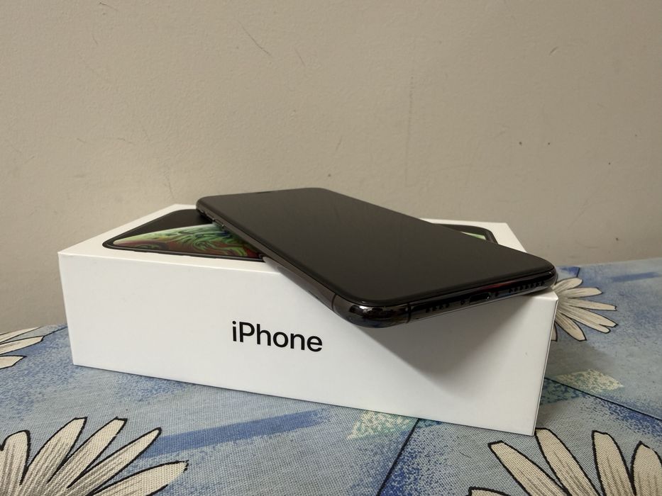 Apple iPhone XS Max, 64GB, Space Gray